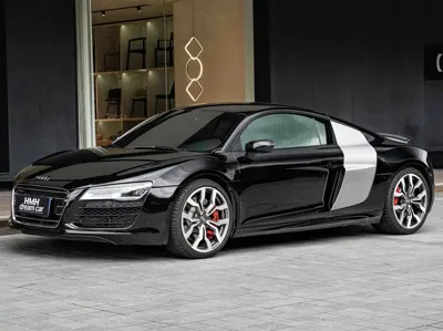Audi R8