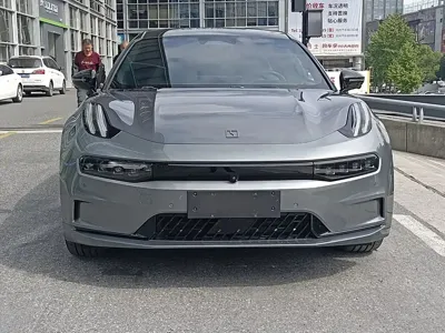 Zeekr 001