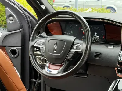 Lincoln Navigator