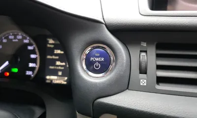 Lexus CT200h
