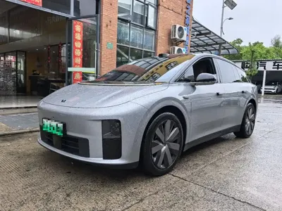 Li Auto 理想i6