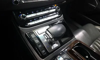 Genesis EQ900