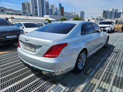 Genesis EQ900