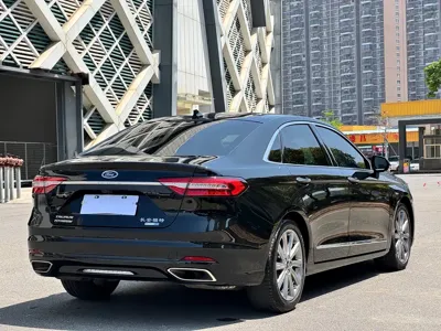 Ford Taurus