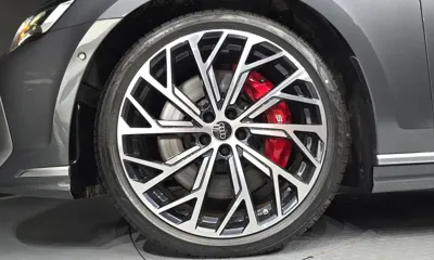 Audi S8