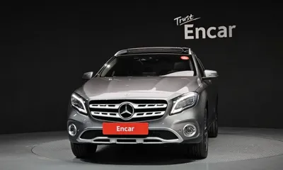 Mercedes-Benz GLA-Class
