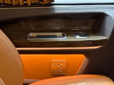 Mercedes-Benz V-Class