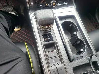 Roewe RX5