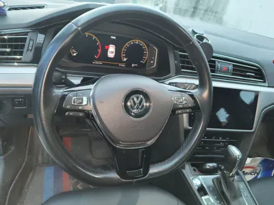 Volkswagen Lamando