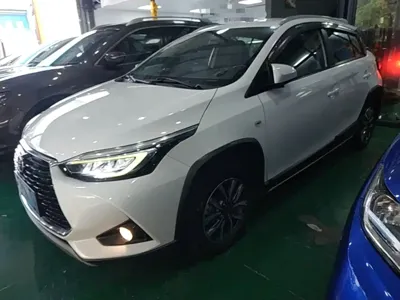Toyota Yaris L