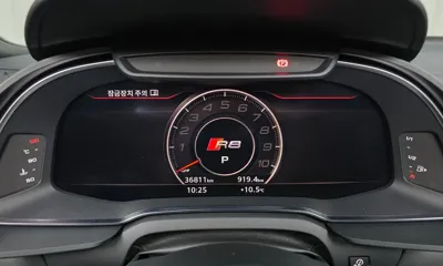 Audi R8