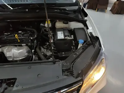 Roewe i5