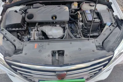 Roewe i5