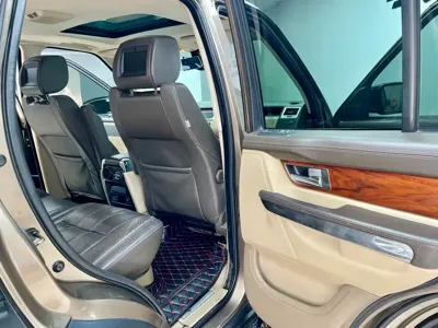 Land Rover Sport