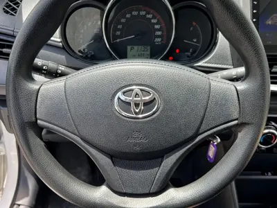 Toyota Yaris L