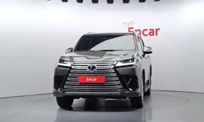Lexus LX