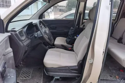 Wuling Hongguang V