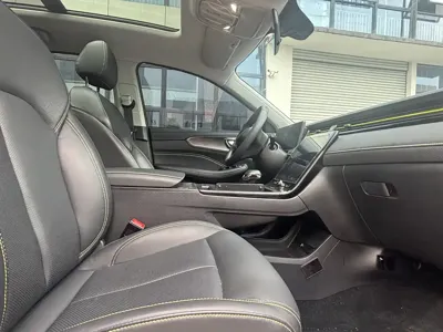 Roewe RX5