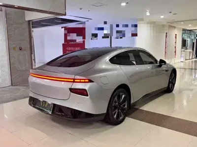 Xpeng P7