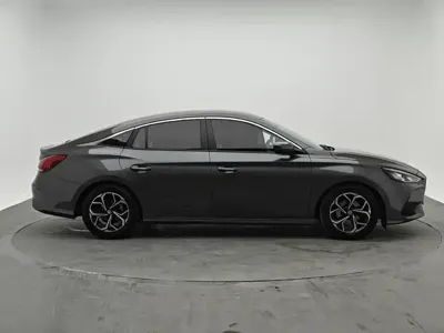MG MG5