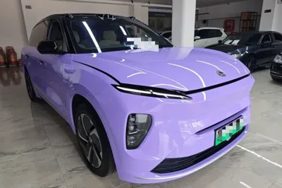 Nio ES8