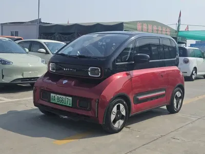 Baojun E300
