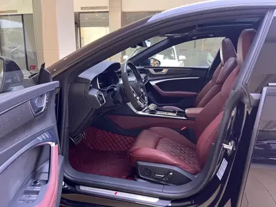 Audi A7L