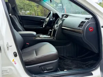 Toyota Reiz