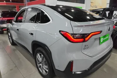 Nio EC6