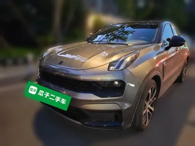 Lynk & Co 05