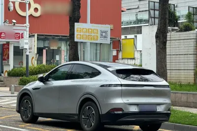 Xpeng G6