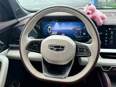 Geely Xingyue L