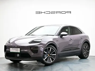 Porsche Macan EV