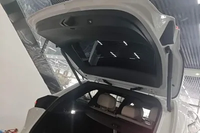 Li Auto L6