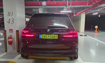 BMW X7