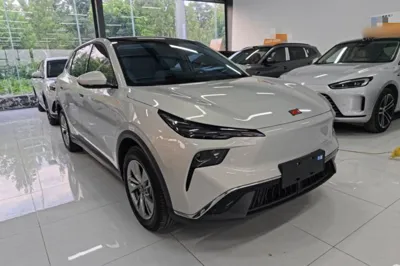 Bestune Yueyi 03