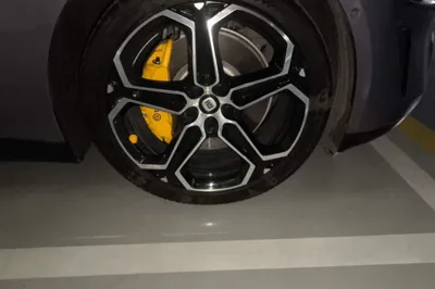 Xiaomi Auto SU7