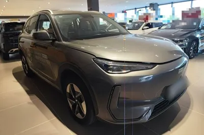 Geely Galaxy E5