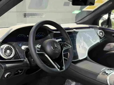 Mercedes-Benz EQS SUV