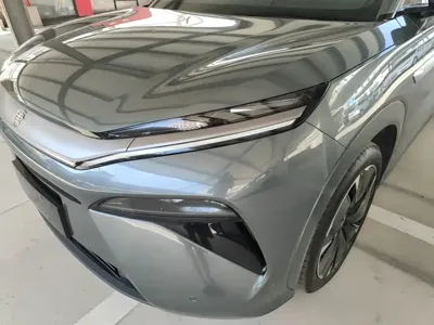 BYD 唐L