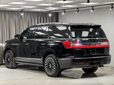 Lincoln Navigator