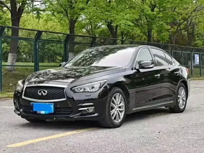 Infiniti Q50L