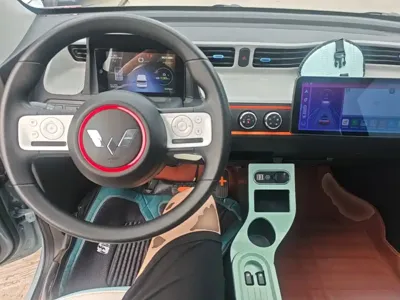 Wuling MINIEV