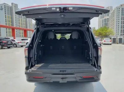 Lincoln Navigator