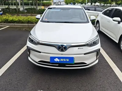 BAIC EU5
