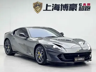 Ferrari 812