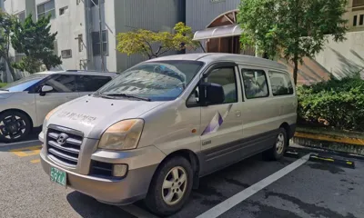 Hyundai Starex