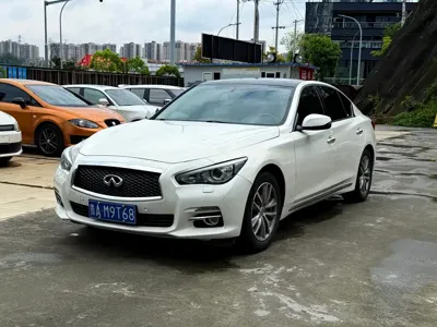 Infiniti Q50L