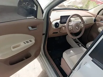 Wuling MINIEV