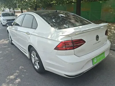 Volkswagen Lamando
